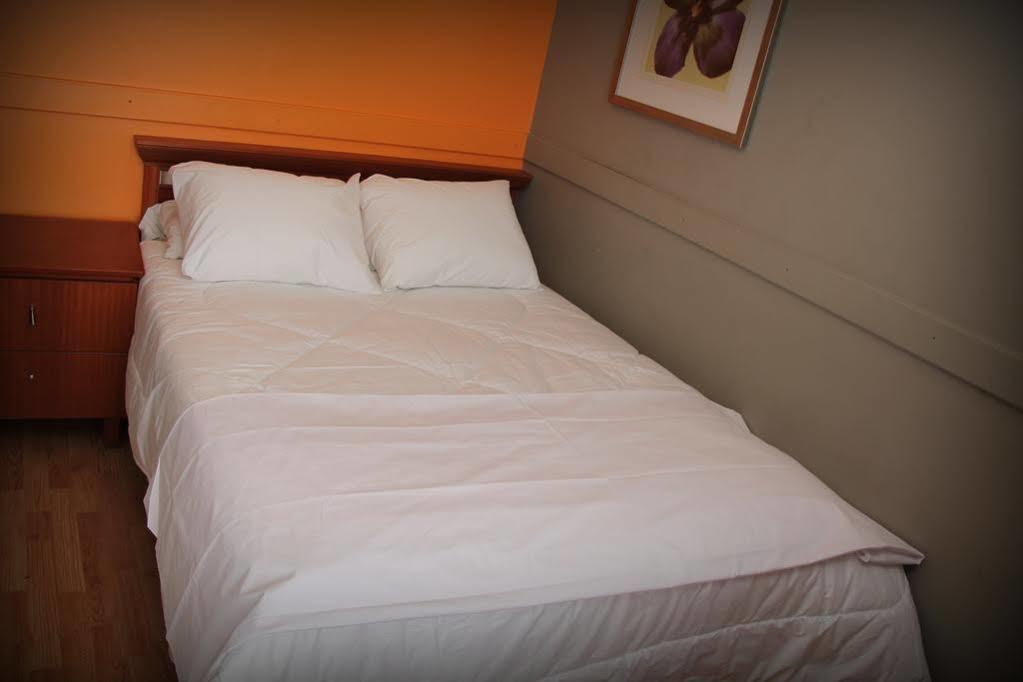Toronto Central Hotel Eksteriør bilde